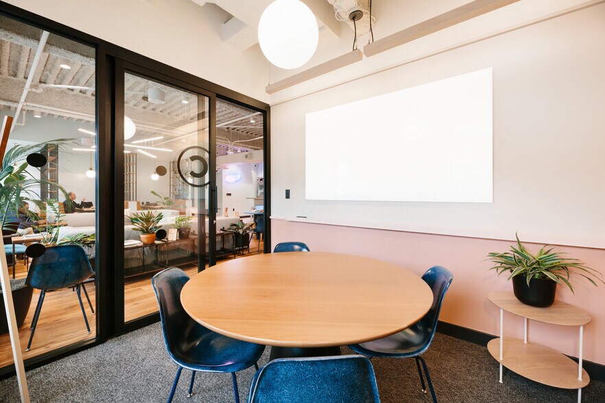 More Photos Of 1175 Peachtree St NE, Atlanta Office For Lease