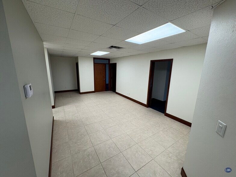 More Photos Of 325 5th Ave, Indialantic Office For Lease