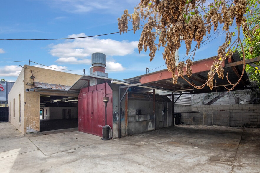 More Photos Of 1335 S La Brea Ave, Los Angeles Storefront Retail Office For Lease