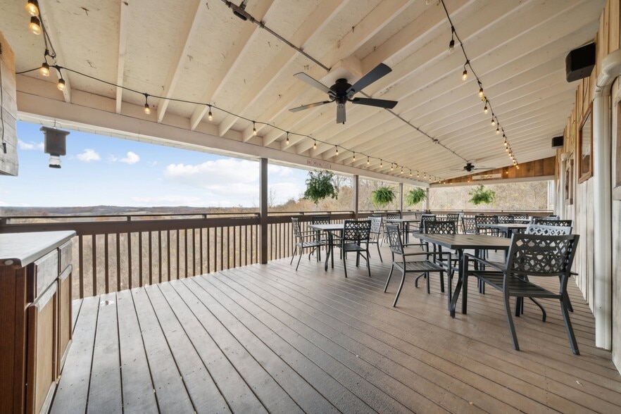 More Photos Of 1769 E National Pike, Scenery Hill Restaurant For Sale