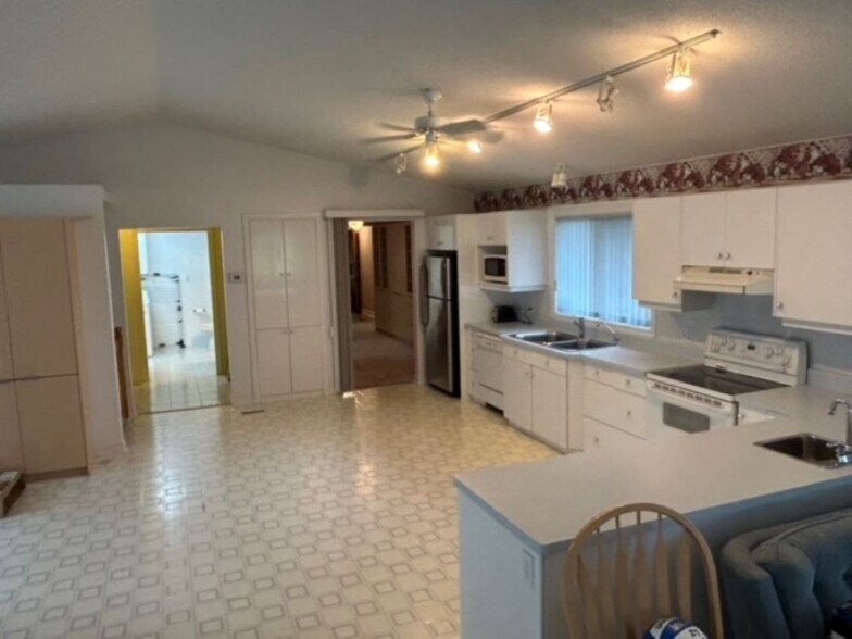 More Photos Of 6378 Mountain Rd, Niagara Falls Land For Sale
