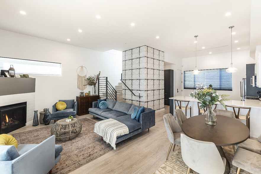 More Photos Of 1002 N Hudson Ave, Los Angeles Apartments For Sale