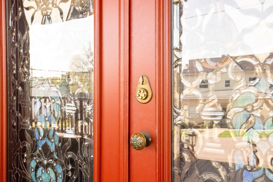More Photos Of 301 Meyers Ave, Meyersdale Hotel For Sale