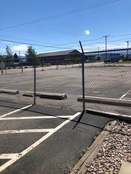 More Photos Of 221 Commerce St, Missoula Distribution For Lease