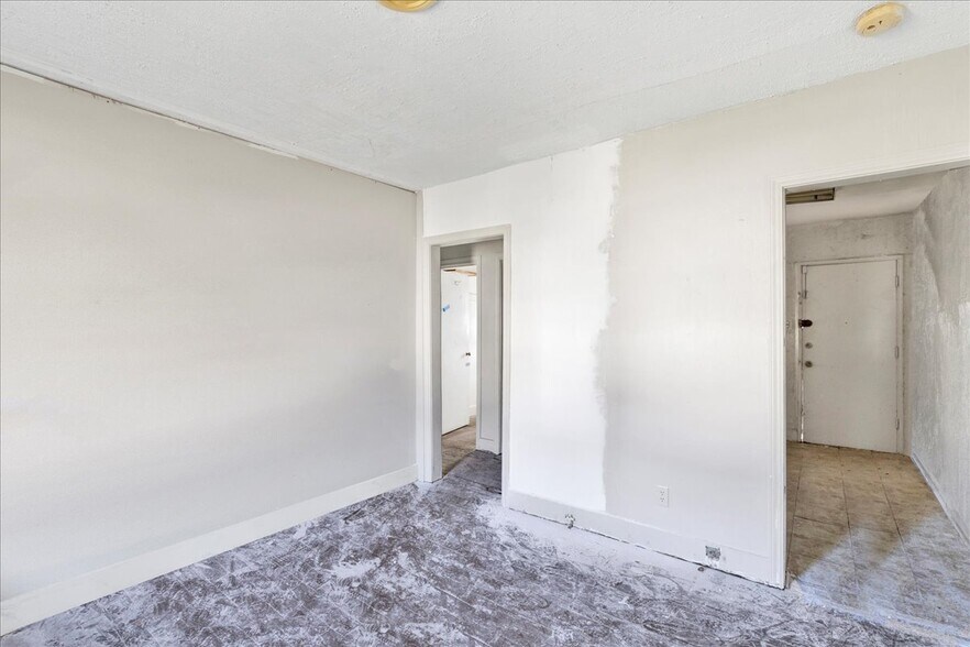 More Photos Of 608 1st St S, Birmingham Apartments For Sale