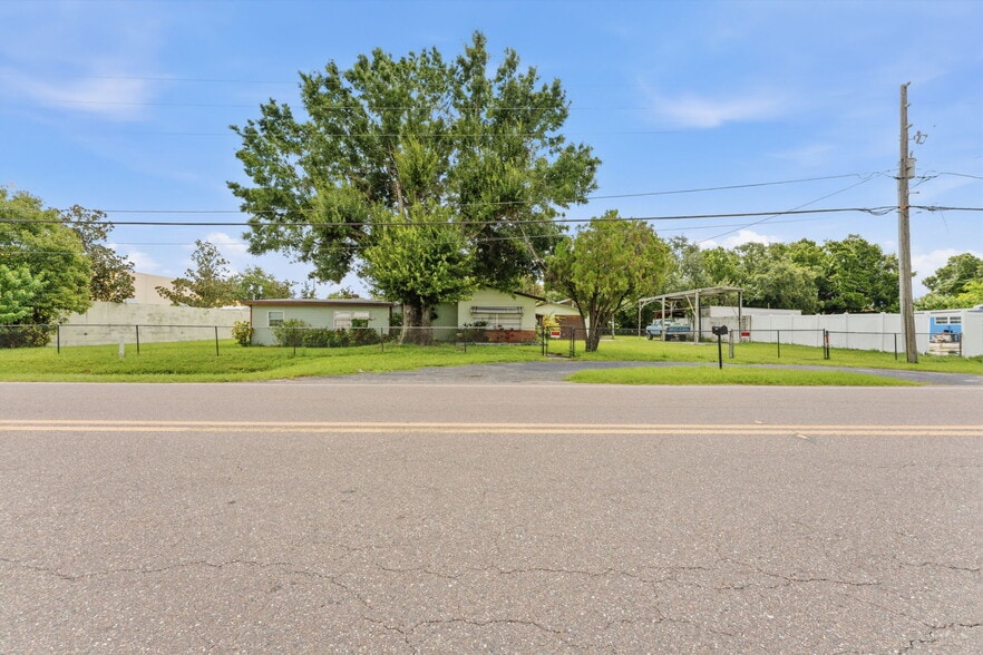 More Photos Of 13257 Automobile Blvd, Clearwater Industrial For Sale
