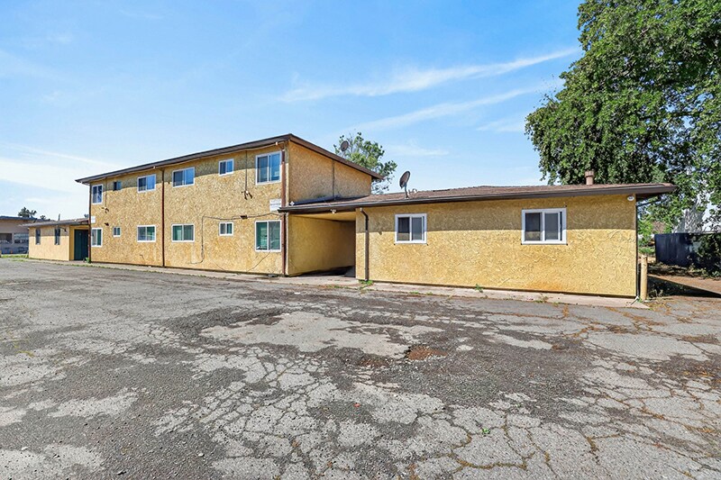 More Photos Of 6820 7th Ave, Rio Linda Apartments For Sale