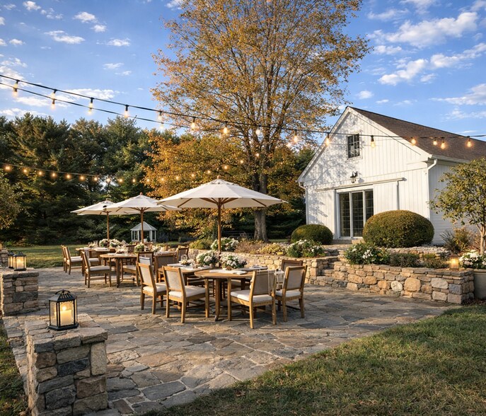 More Photos Of 557 Main St, Woodbury Specialty For Sale