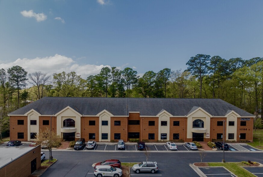 More Photos Of 11719-B Jefferson Ave, Newport News Unknown For Lease