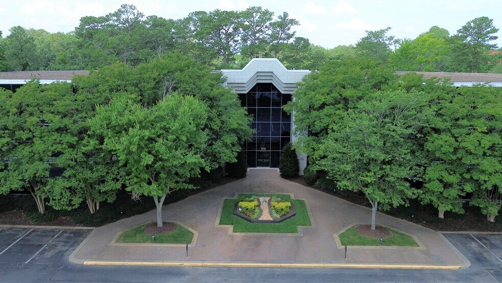 More Photos Of 575 Lynnhaven Pky, Virginia Beach Office For Lease