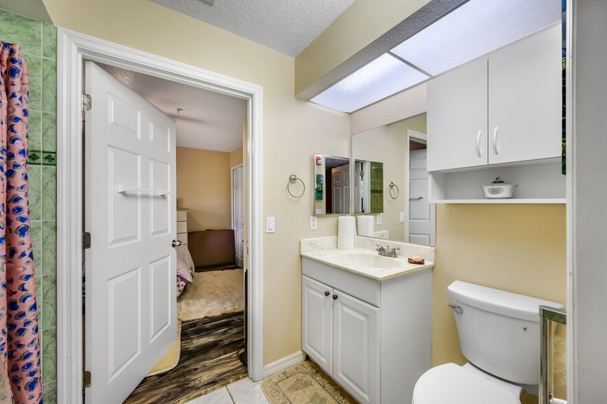 More Photos Of 2820 Pan American Blvd, North Port Assisted Living For Sale