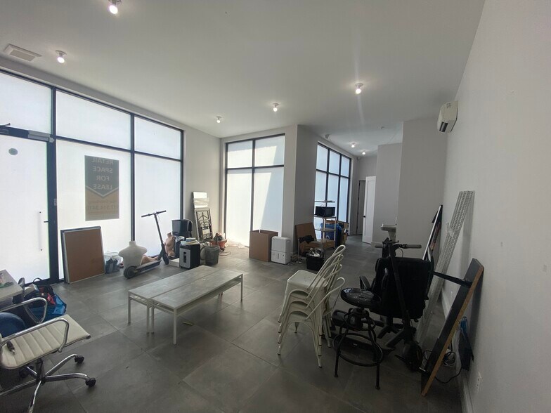 More Photos Of 253 McGuinness Blvd, Brooklyn General Retail For Lease