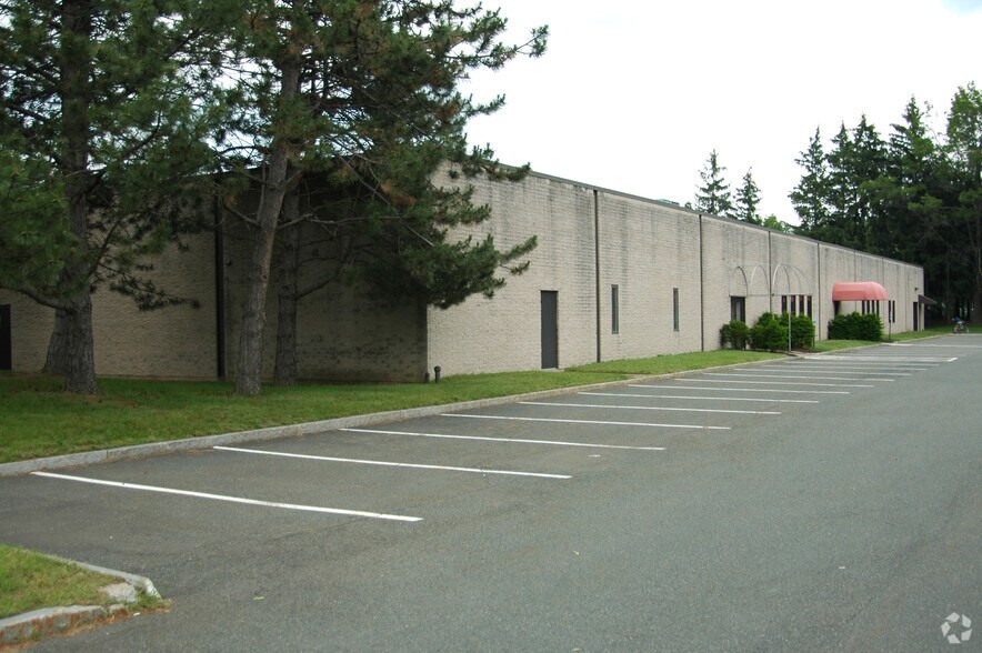 More Photos Of 2 Computer Dr S, Albany Light Distribution For Lease