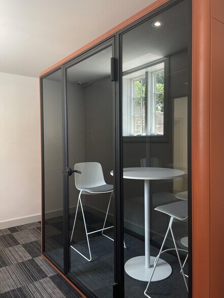 More Photos Of 453 W Main St, Huntington Coworking Space