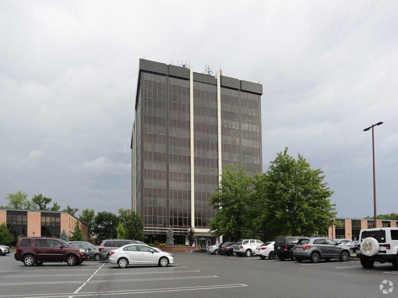 More Photos Of 4 Tower Pl, Albany Office For Lease