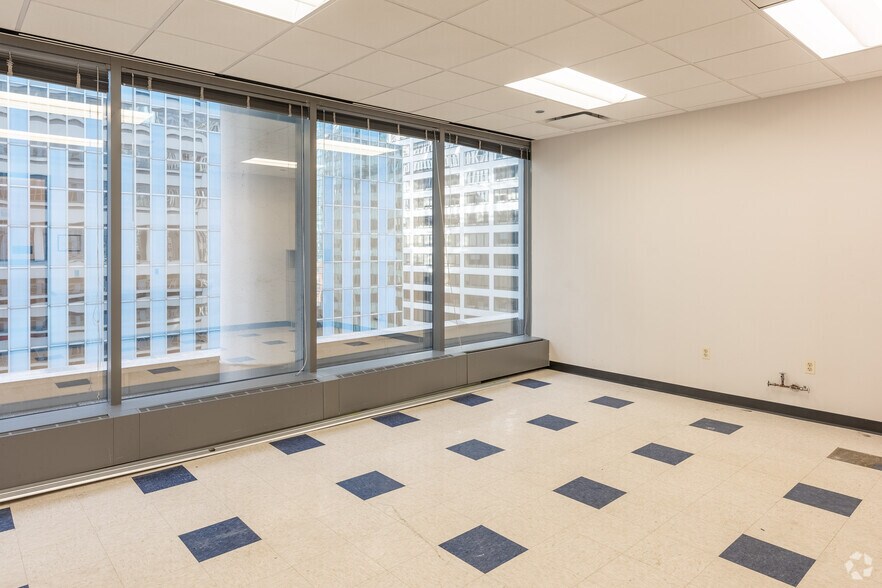 Photo of 13rd Floor Ste 1325