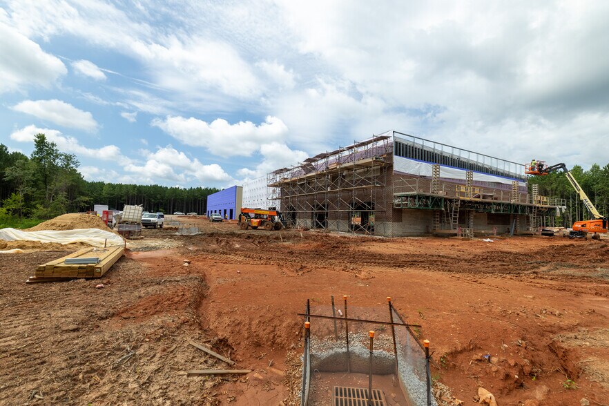 More Photos Of 35 Cascade Ct, Youngsville Light Manufacturing For Lease