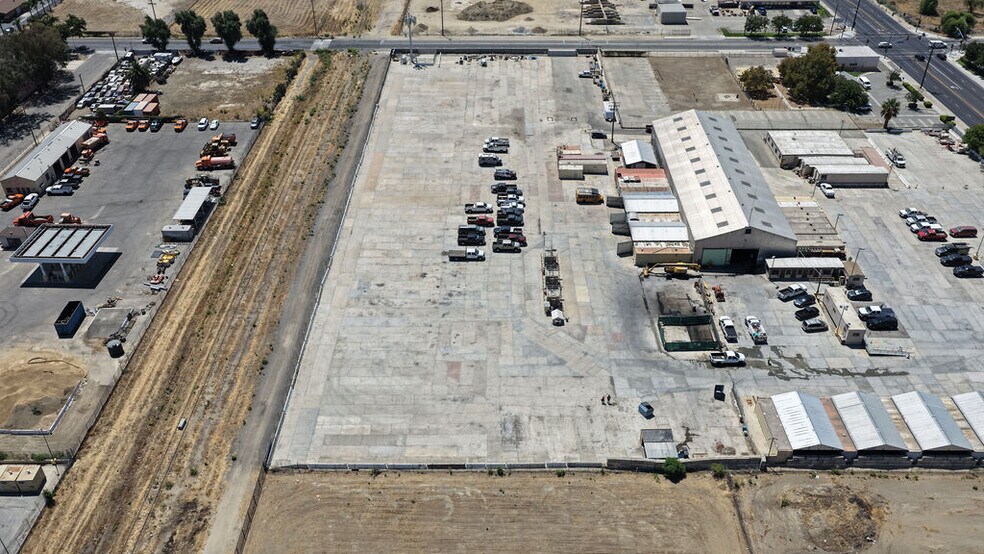 More Photos Of 170 E Oakland Ave, Hemet Land For Lease