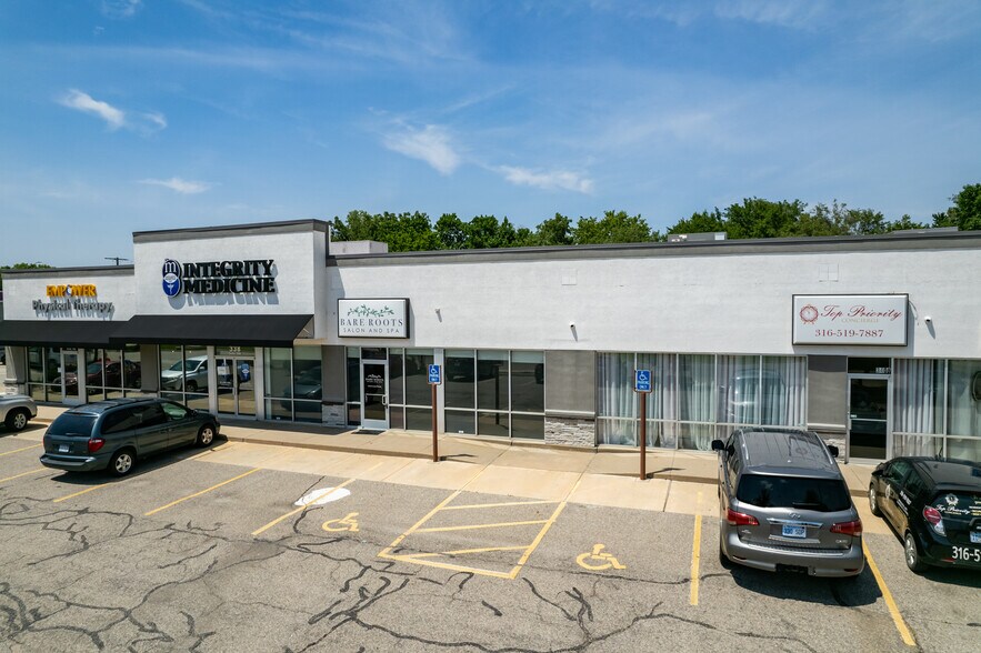 More Photos Of 338 S Andover Rd, Andover General Retail For Lease