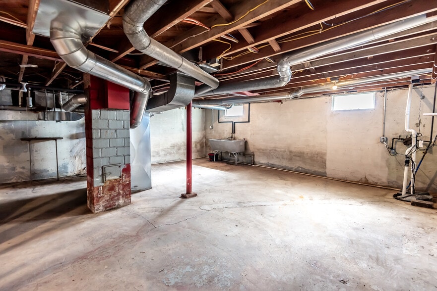 More Photos Of 3386 N State Route 123, Lebanon Office For Sale