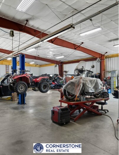 More Photos Of 1121 S Main St, Buffalo Service Station For Sale