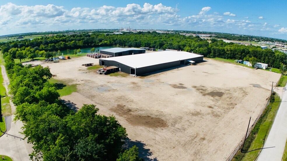 More Photos Of 4835 Bourque rd, Nederland Industrial For Lease