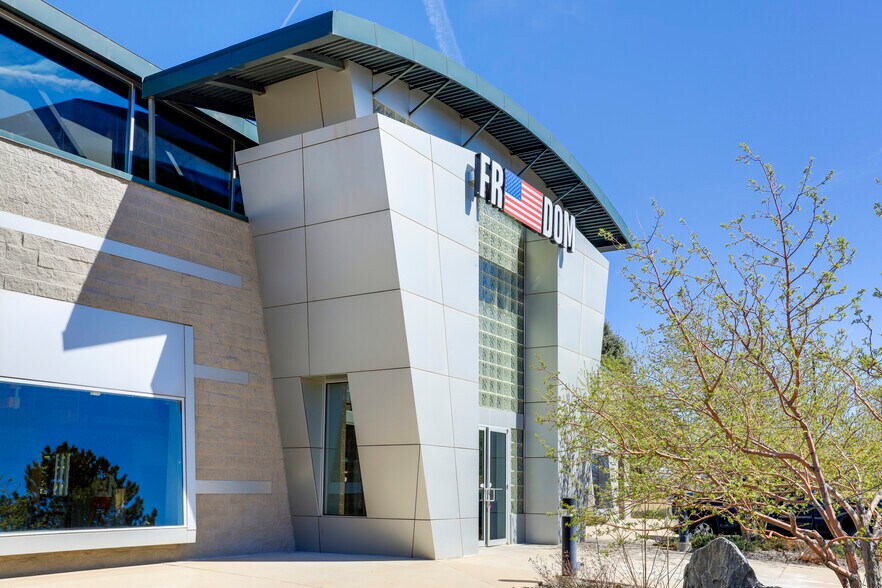 More Photos Of 2885 W County Line Rd, Littleton Auto Dealership For Sale