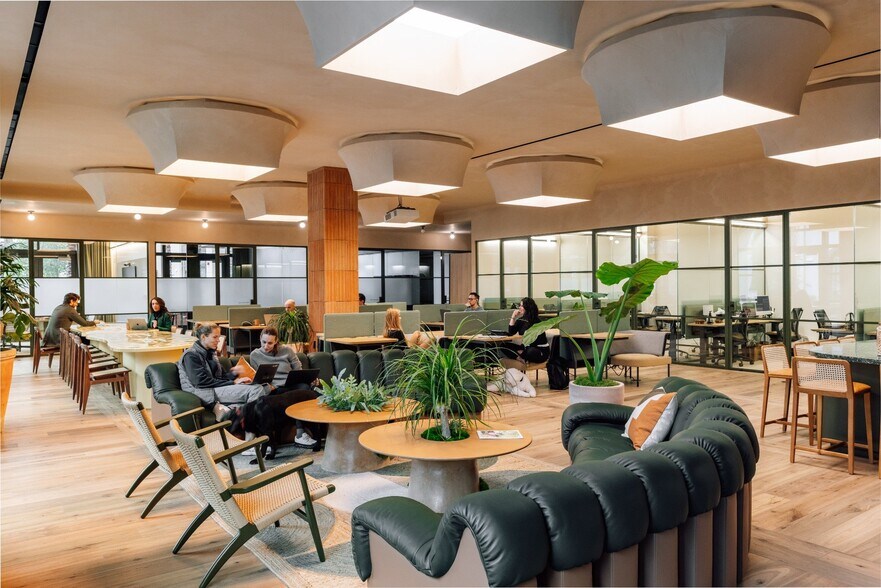 More Photos Of 1300 El Camino Real, Menlo Park Coworking Space
