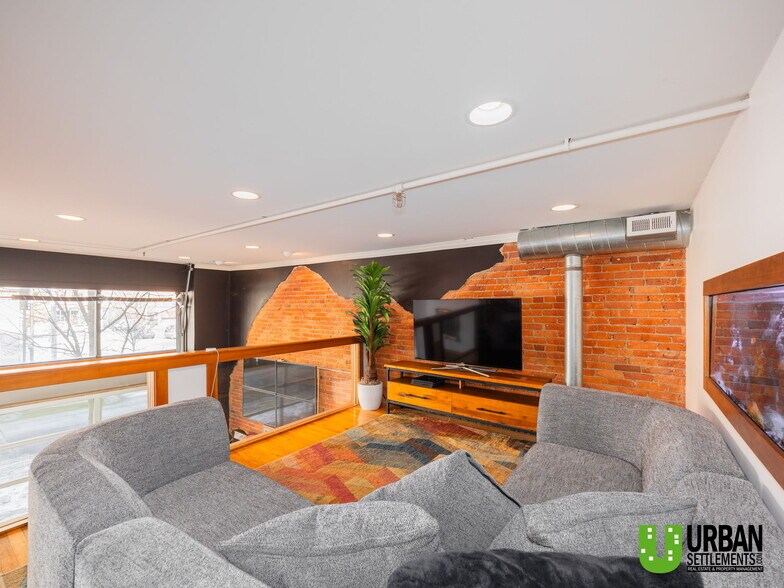 More Photos Of 417 W 1st Ave, Spokane Office For Sale