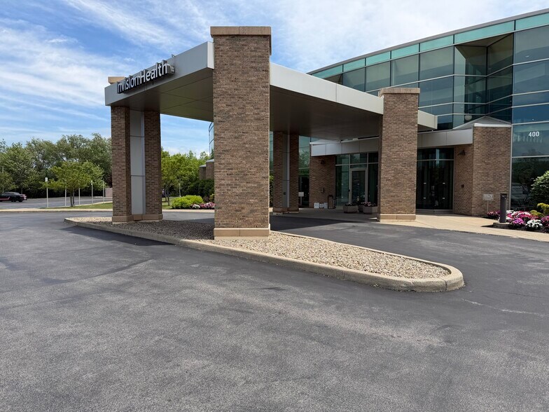 More Photos Of 400 International Dr, Williamsville Medical For Lease