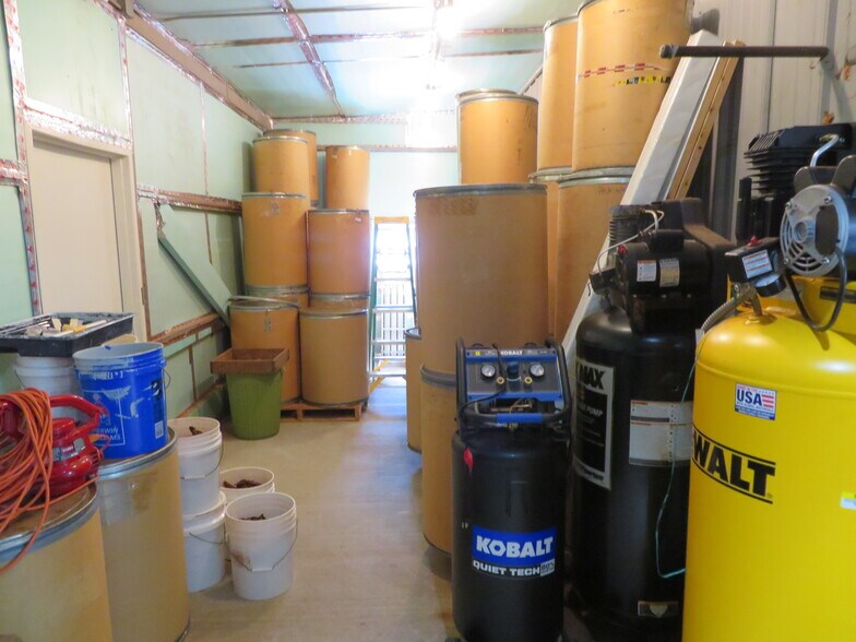 More Photos Of 100 Homestead Ave, Hillsboro Warehouse For Sale