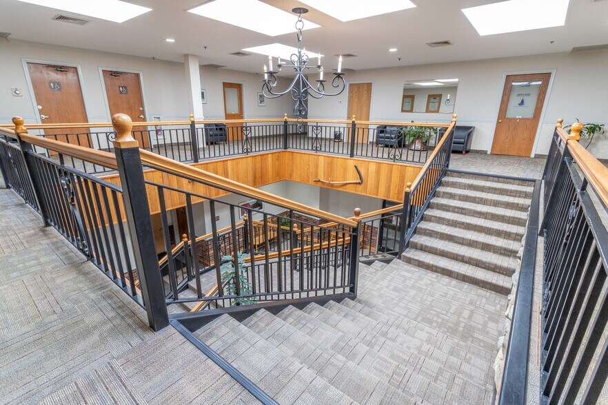 More Photos Of 225-243 King St, Northampton Unknown For Lease