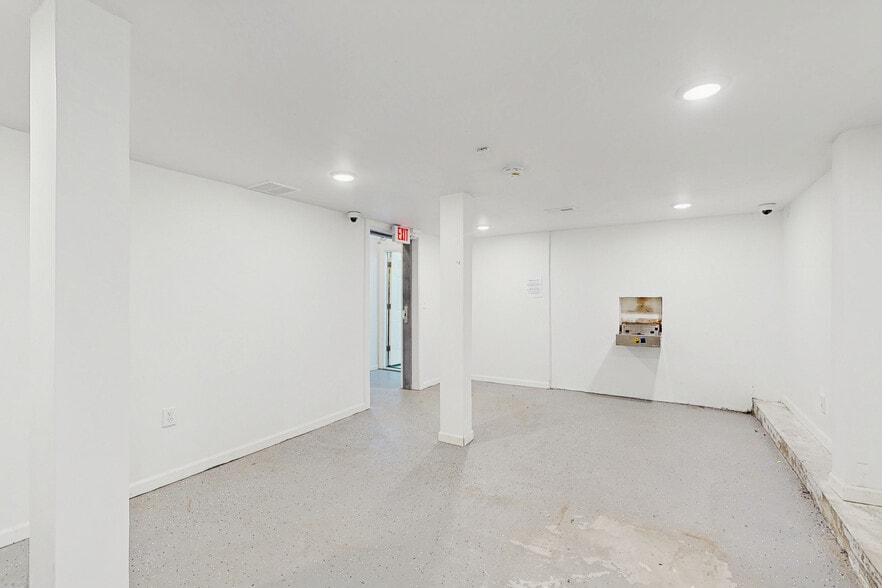 More Photos Of 1722-1724 Atlantic Ave, Atlantic City Apartments For Lease