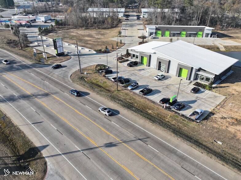 Primary Photo Of 1615 N Loop 336 E, Conroe Light Distribution For Sale