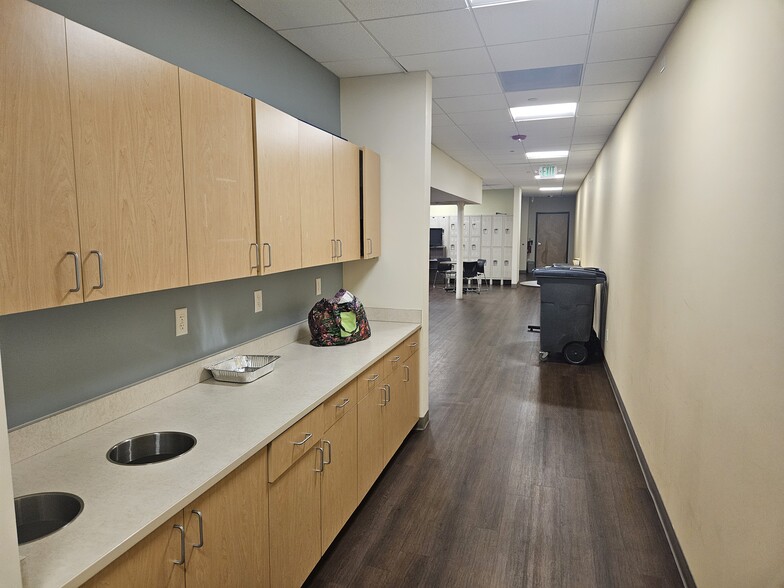 More Photos Of 10690 Del Mar Pky, Aurora Unknown For Lease