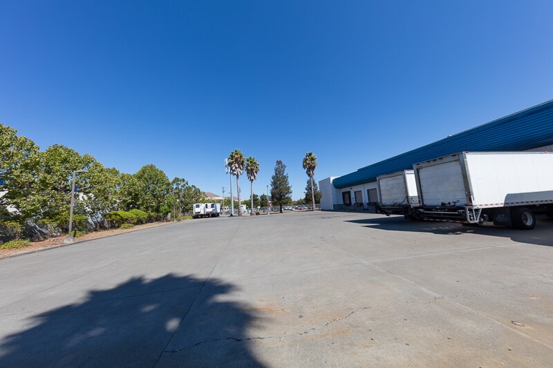 More Photos Of 5980 State Farm Dr, Rohnert Park Distribution For Sale