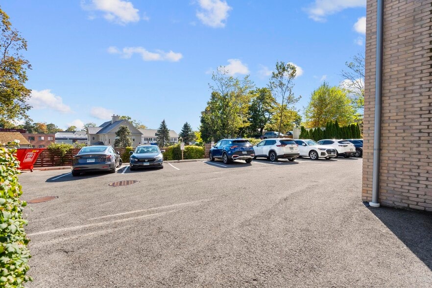 More Photos Of 21 Forest Street Unit# C1, New Canaan General Retail For Sale