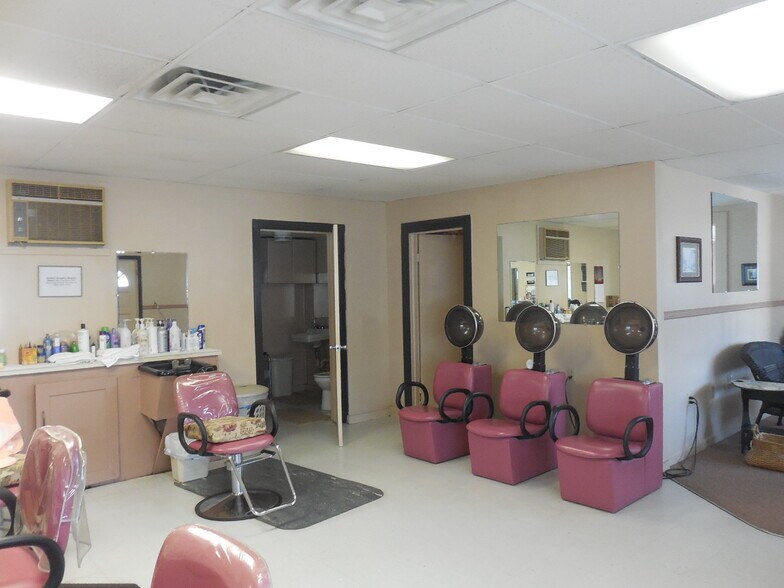 More Photos Of 6120 Crill Ave, Palatka Freestanding For Sale