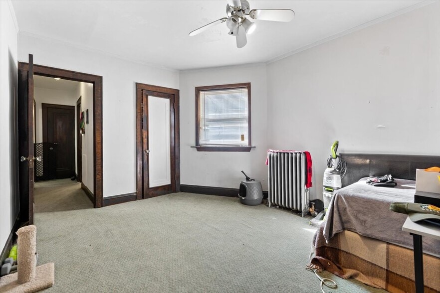 More Photos Of 2719 W Peterson Ave, Chicago Healthcare For Sale