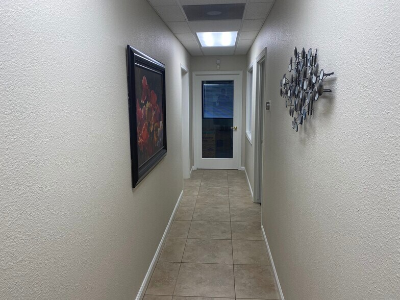 More Photos Of 610 W Main St, Visalia Office For Lease