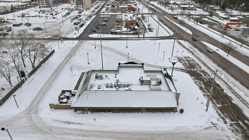 More Photos Of 143 Division St, Stevens Point Restaurant For Sale