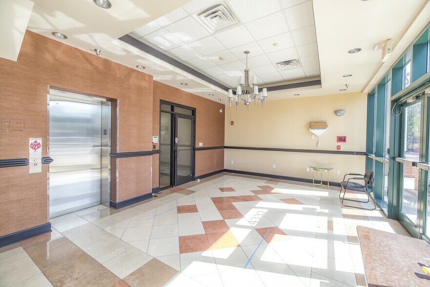 More Photos Of 4332 Southport-Supply Rd, Southport Medical For Sale