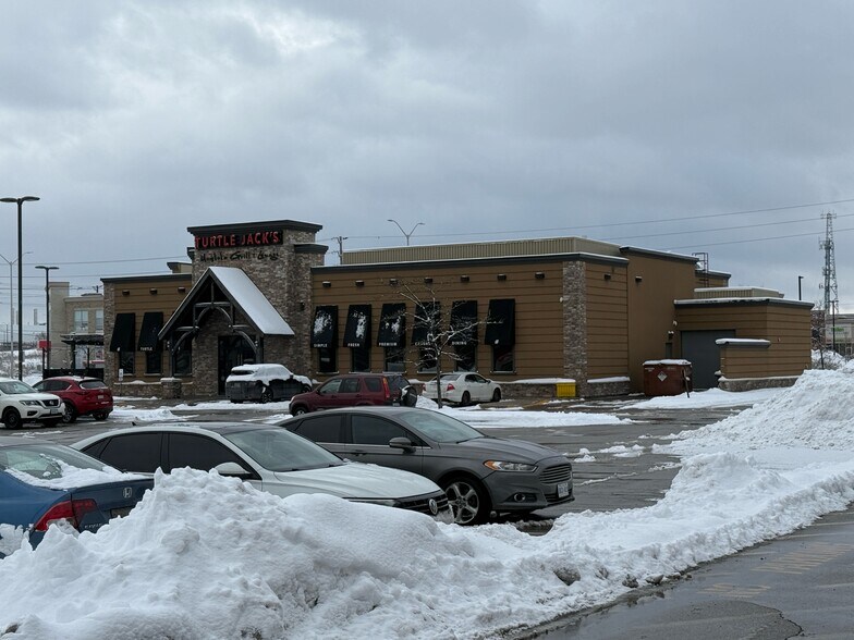 More Photos Of 10 Cottrelle Blvd, Brampton Office For Sale