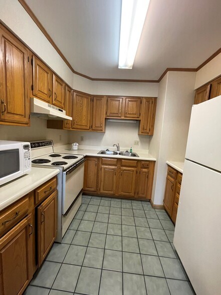 More Photos Of 1545 Us-9, Lake George Hotel For Sale