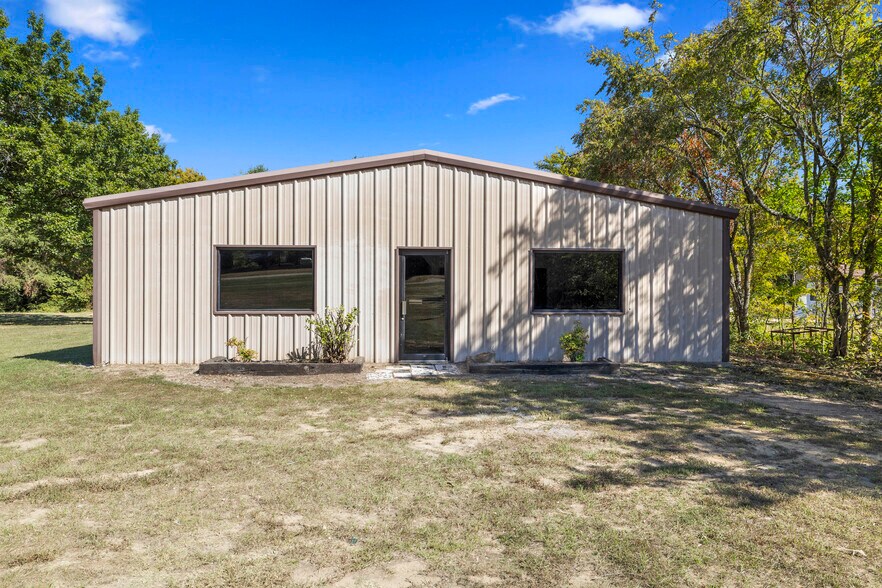 More Photos Of 1620 N FM 17, Alba Land For Sale