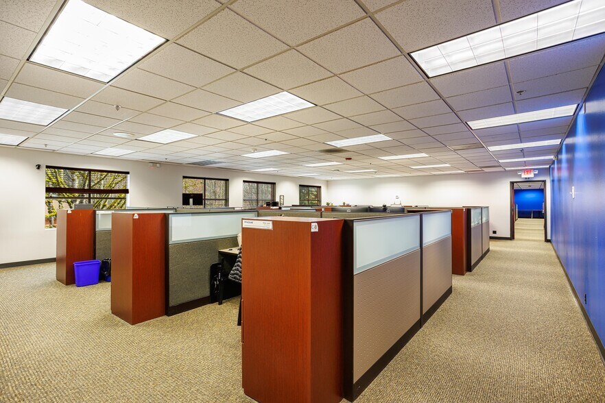 More Photos Of 14300 SE First St, Vancouver Office For Lease