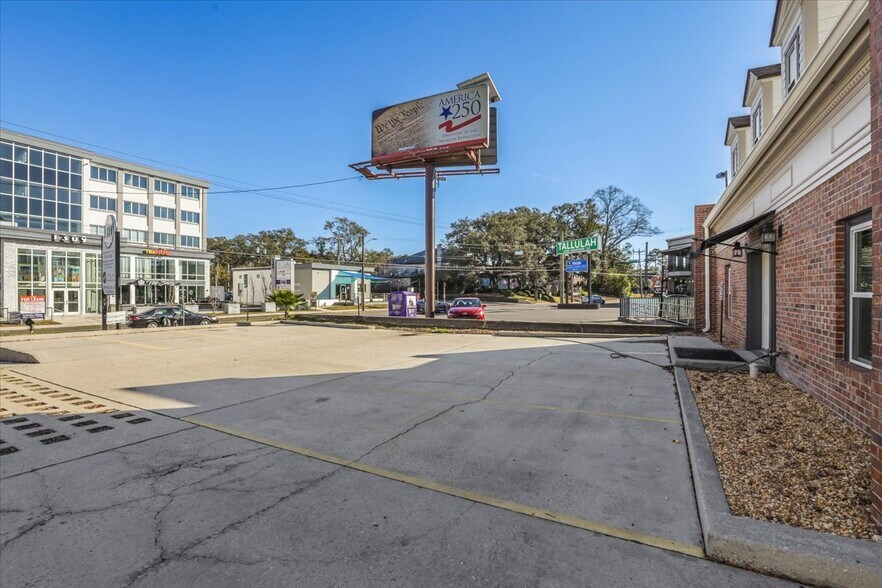 More Photos Of 1310 Thomasville Rd, Tallahassee Office For Sale