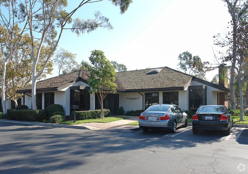 More Photos Of 3151 Airway Ave, Costa Mesa Office For Lease
