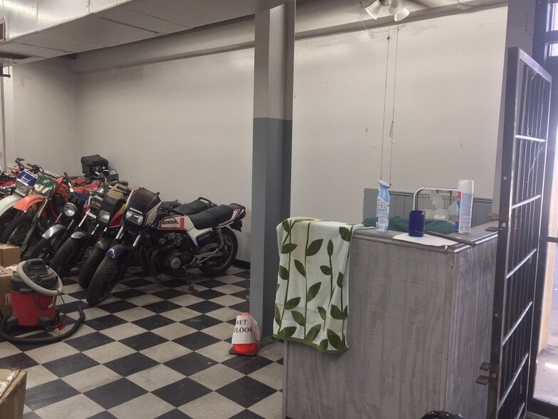 More Photos Of 1110 S Padre Island Dr, Corpus Christi Auto Dealership For Sale