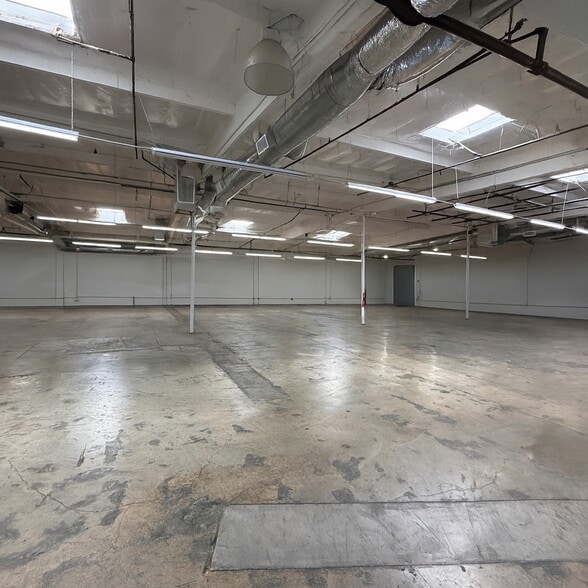 Primary Photo Of 147-155 Mission Rd, Los Angeles Service For Lease